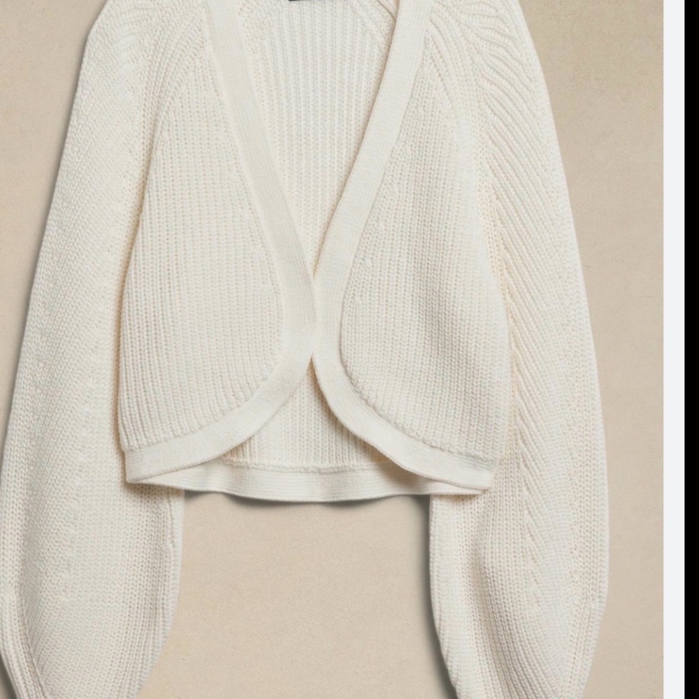 Banana Republic Cropped Summer Sweater ( new was $120)